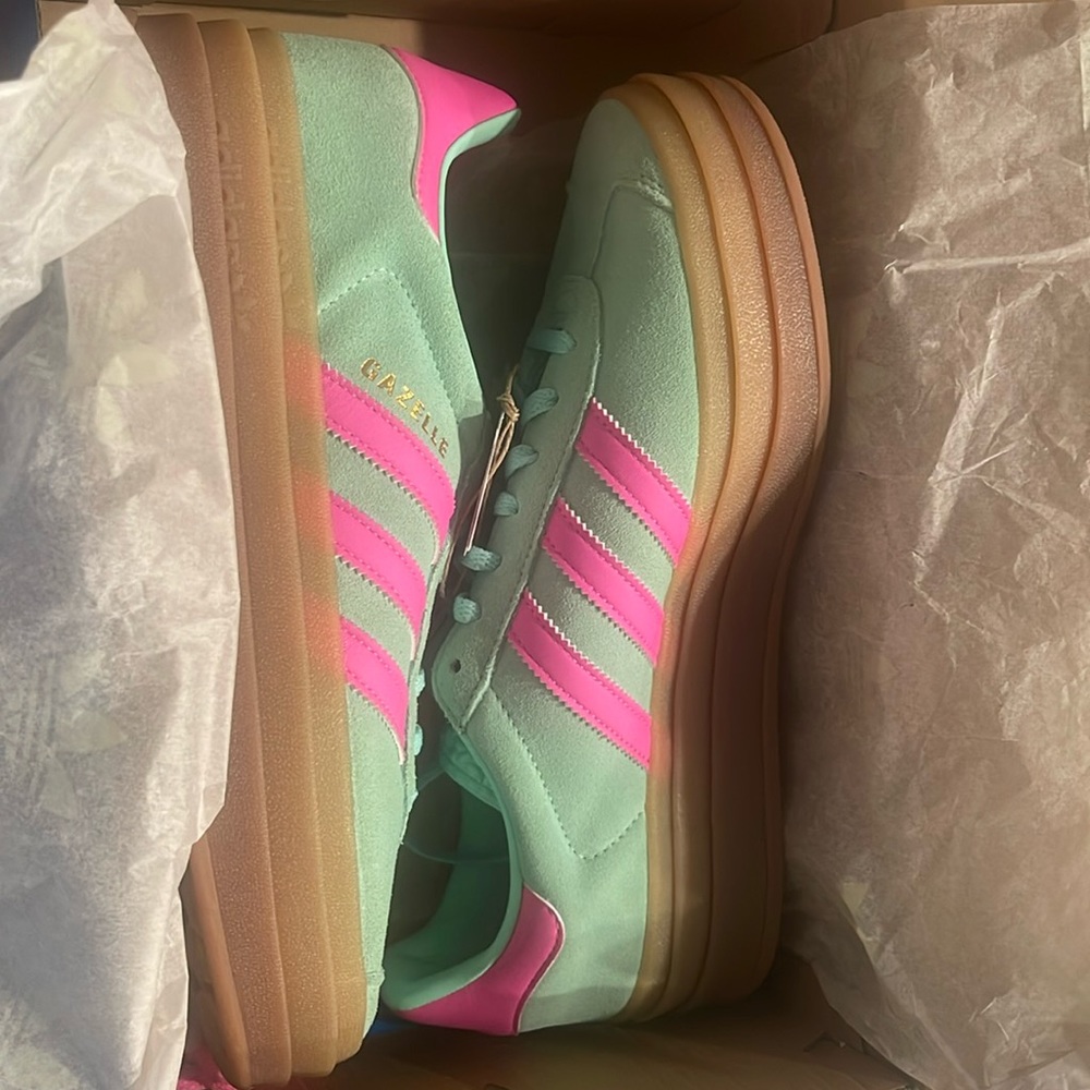 Adidas Gazelle Bold W size 10 - NEW